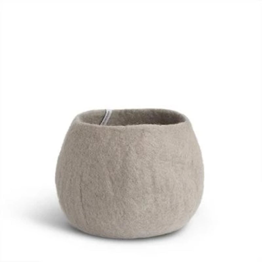 Aveva Design Rounded Wool Flower Pot