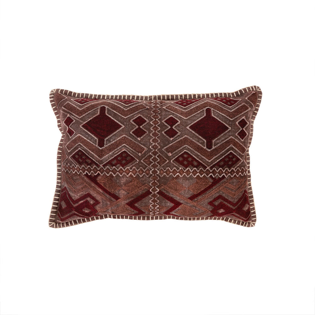 Ines Pillow